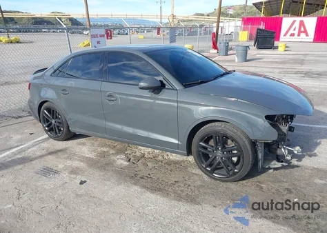 2019 Audi A3 40 Premium/40 Titanium Premium z USA, uszkodzony, nr VIN WAUAUGFF9KA120337